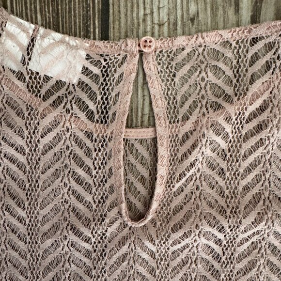 14th & Union Lace Top Shirt Womens M Ruched Sleeves Delicate Coquette Sheer - Picture 6 of 7